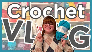 Crochet VLOG 🧶😺  yarn hauls, cat sitting, crocheting  & business organization