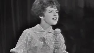 All Alone Am I - Brenda Lee (From The Ed Sullivan Show)