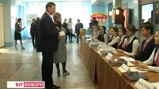 2014-03-14 г. Брест Телекомпания  "Буг-ТВ". Торжественное вручение паспортов РБ