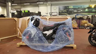 BMW C 400 X Unboxing