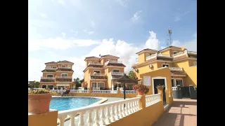 Sold 169,950€ Playa Flamenca large 3 bed 2 bath semi over looking pool. Gated Community 👍😍
