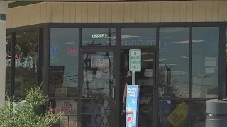 Gas station targeted by thieves says APD response lacking | FOX 7 Austin