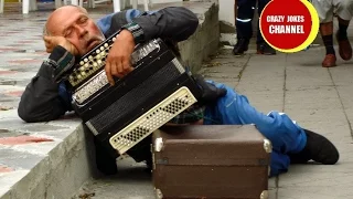 ★и смех и грех ! ПЬЯНЫЙ В СТЕЛЬКУ БАЯНИСТ !!  ★ super funny ! DRUNKEN ACCORDIONIST