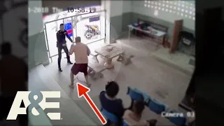 Court Cam: Inmates with Ankles SHACKLED Escape Thailand Holding Cell | A&E