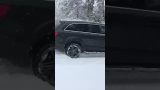 Audi Q7 quattro stuck and out in snow