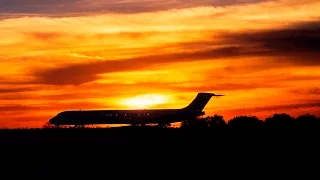 AMAZING MD80 COCKPIT LANDING