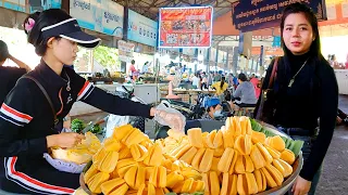 Most Popular! Best Food in Countryside Resorts - Cambodian Street Food at Night Market - So Yummy!