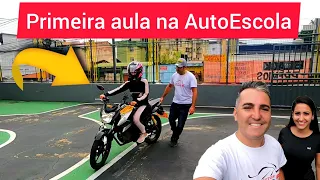 Primeira aula de moto na AutoEscola com minha aluna Marcela Campos