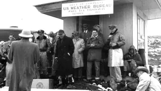 Charles Keeling (1928-2005) and NOAA's Mauna Loa Observatory