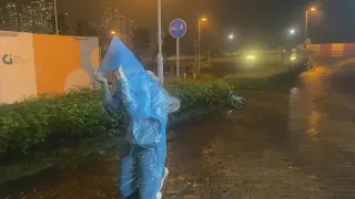 Super Typhoon Saola hits Hong Kong | AFP