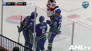 Zack MacEwen gorgeous move for Comets goal