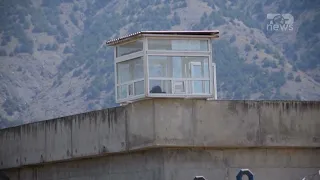 Top News/ Dhoma intime e ushqim i përzgjedhur/ Britanikët-Si po trajtohen të burgosurit shqiptarë