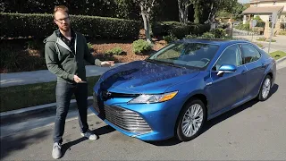 2020 Toyota Camry Hybrid Test Drive Video Review