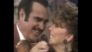 Vicente Fernández con Verónica Castro - 1992