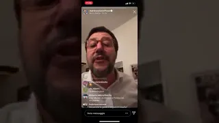 Salvini legge insulto in diretta IG: "Matteo, le palle le dici oltre che mettertele nel c**o?"