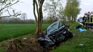 34-jähriger Autofahrer stirbt nach Unfall auf der B199 bei Steinbergkirche