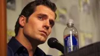 Henry Cavill Makes Superman Keepsakes For Closest Friends @75th Anniversary Of Superman @SDCC 2013