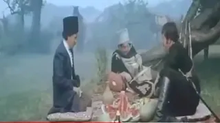 Atları yəhərləyin filmindən qısa epizod. (1985) Rasim Balayev, Ramiz Əzizbəyli, Həsənağa Turabov.