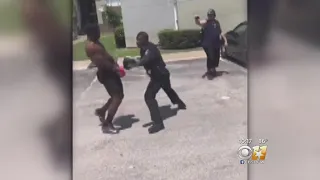 Video Of Officer Boxing With Texas Teen Goes Viral