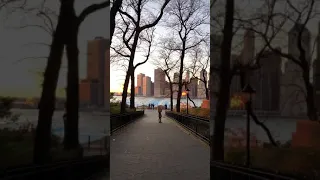 Walking to the Brooklyn Promenade in Brooklyn Heights