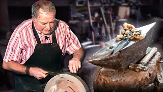 TIJERA de mano para ESQUILAR OVEJAS. Forja artesanal en una herrería CENTENARIA