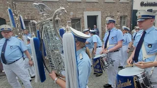 Schützenfest Korschenbroich 2024 Aufmarsch zur Parade