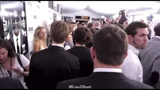 One Direction at an award show in 2012 - Rare Video