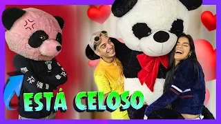 REEMPLAZAMOS A PANDA POR SU HERMANO - Yolo Aventuras