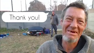 The Friendliest Face! Homeless Man is Super Humble