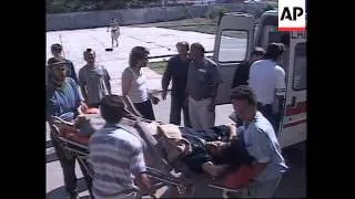 KOSOVO/ALBANIA BORDER: HOSPITALS STRUGGLE TO TREAT WOUNDED