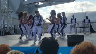 Dallas Cowboys rhythm and blues dance squad performs pregame East Plaza 10/23/22