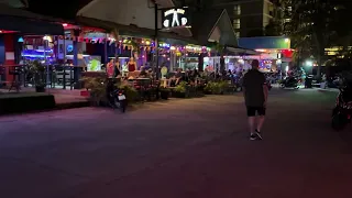 Rompho Market, Jomtein nighttime