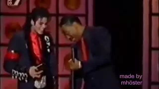 Funniest moments of Michael Jackson:) [2/4]