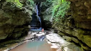 Thunder Canyon Falls and Eye of the Needle on the Buffalo River: Y43 - E7