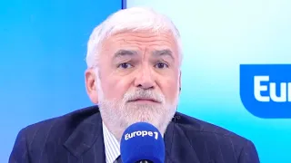 Pascal Praud et vous - "On n’emmène pas ses enfants au restaurant quand ils ont deux, trois ans"