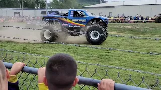 Rebecca Schnell in BIGFOOT 18 tearing it up in Bigfoot open house 2023