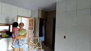 OLHA A SURPRESA QUE FIZ PARA VANESSA, FORREI TODO TETO DA CASA DE PVC SEM ELA SABER 😄