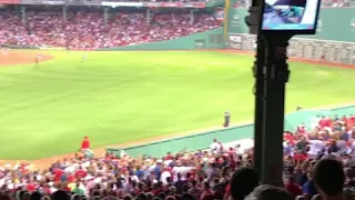 Red Sox fans singing Sweet Caroline at Fenway Park - AMAZING!!!