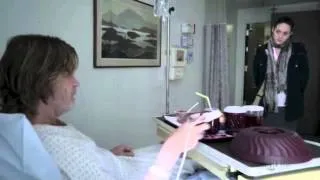 Shameless 03x12 - Frank in Hospital