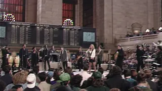 Carly Simon  Live at Grand Central Station - Touched By The Sun