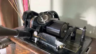 Edison Phonograph: How to make a wax cylinder recording with an original Recorder