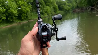 Searching For Smallmouth (Back Creek Fishing)