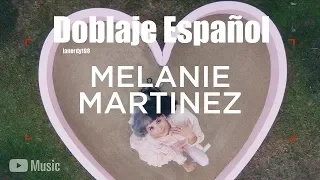 [DOBLAJE ESPAÑOL]MELANIE MARTINEZ - Artist Spotlight Stories