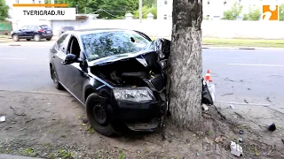 В Твери в ДТП пострадали восемь человек