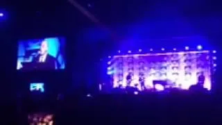 Billy Joel sings to Andrew Cuomo