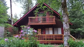 Absolutely Beautiful The  Cabin House With View | Lovely Tiny House