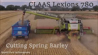 2 CLAAS Lexion 780 Cutting Spring Barley // Bathurst Estate Farming