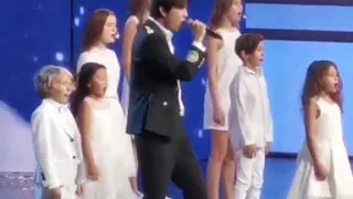 Dimash Kudaibergen  Димаш Құдайберген  迪玛希 Sing  Olimpico in the kremlin