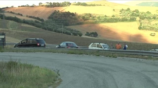 Incendio a Sant'Agata, il sindaco invoca rinforzi e volontari