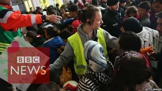 Migrant crisis: 48 hours at Munich railway station - BBC News